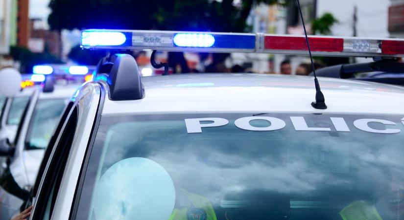 Sokkolta a rendőröket az indiai férfi tette! – Levágta felesége fejét, majd robogón vitte a rendőrségre
