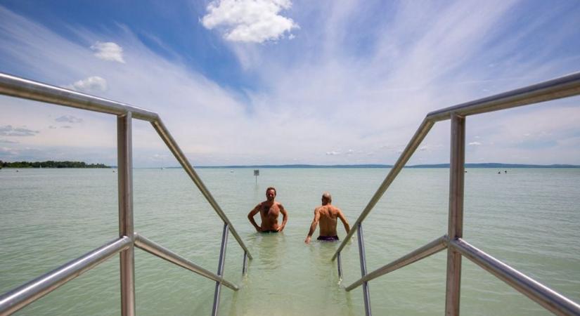 Ha a Balatonra indulsz, erről mindenképp tudnod kell – fontos figyelmeztetés jött