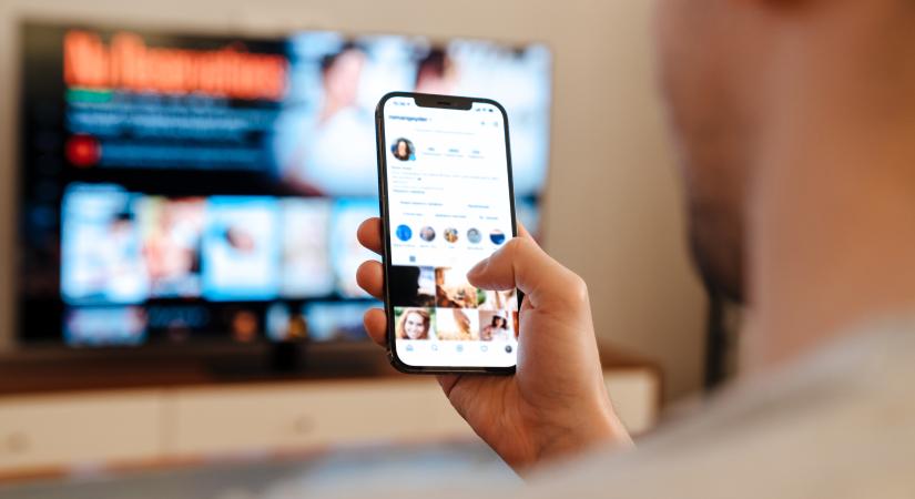 A képernyők uralma: hogyan hódít az audiovizuális tartalom 2025-ben?