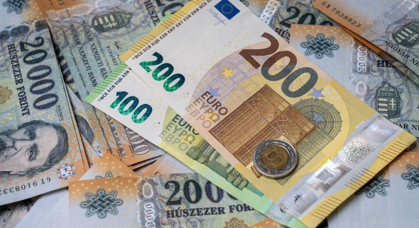 Nyaralás előtt állsz? Mutatjuk, mikor válts eurót, ha külföldre mész