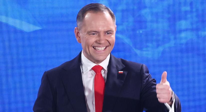 Zelenszkijnek és Brüsszelnek is üzent Nawrocki, Lengyelország új elnöke