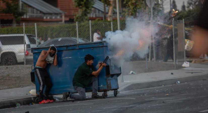 A Nemzeti Gárdát vetik be a Los Angeles-i zavargások megszüntetésére