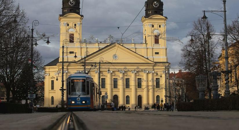 Elképesztő, hogyan viselkedtek a debreceni virágárussal