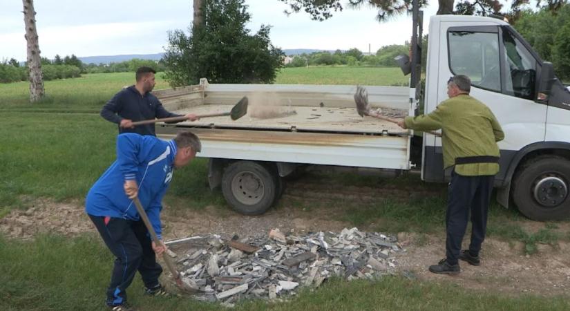 Felháborító: a keszthelyiek büszkeségét használták szemétlerakónak