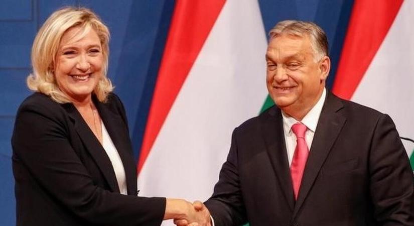 Nem gyalog érkezett Párizsba Orbán Viktor sem, rögtön tovább is ment erőt mutatni