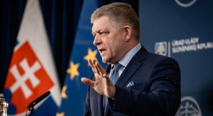 Fico: Félőrült világban élünk, lehetetlen a hirtelen növekedés a hadi kiadásokban