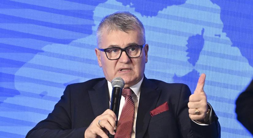Továbbra is befektetésre ajánlja hazánkat a Fitch Ratings  videó