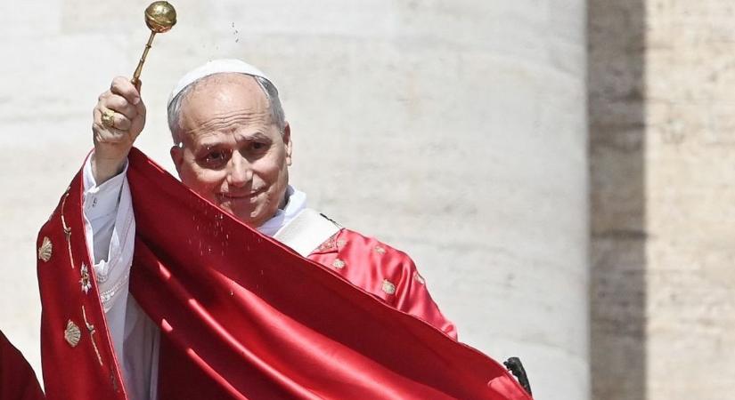 A világ vezetőinek és az érettségizőknek is üzent pünkösdi miséjén Leó pápa
