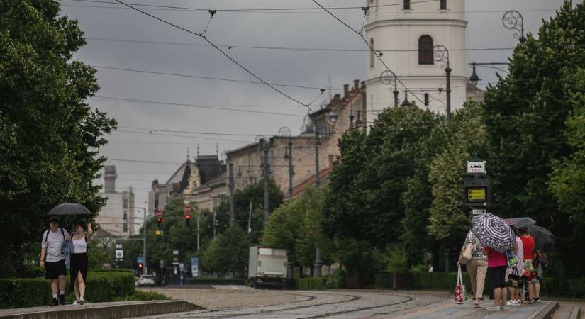 Viharos széllel tör be a hidegfront Hajdú-Biharba, ezt nem ússzuk meg szárazon!