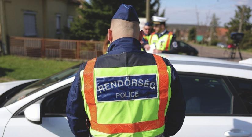 Ezek a kötelező autós felszerelések, melyek ha nincsnek nálad, bűntethet a rendőr