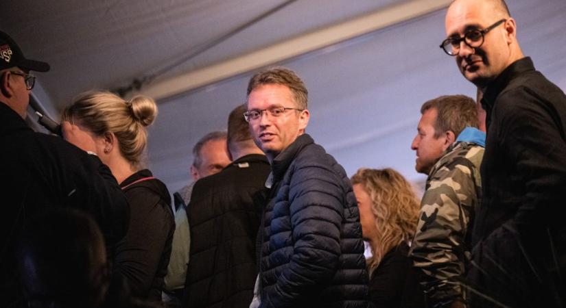 Gyerekek lettek rosszul a kánikula miatt a rendezvényen, ahol az államtitkár is beszédet mondott