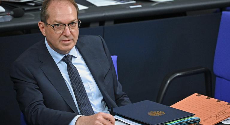 Új eszközzel látnák el a német rendőrséget a késeléses támadások miatt