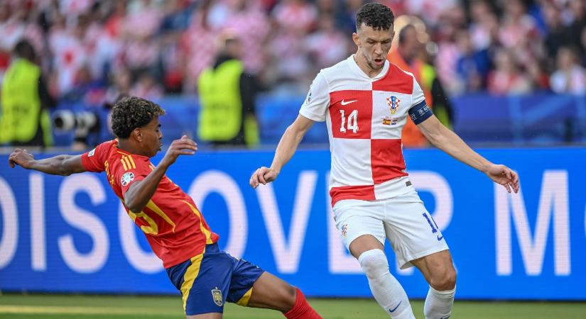 A Barca Yamalnak egy 20 évvel idősebb helyettest talált, újabb Bellingham Dortmundban - külföldi körkép