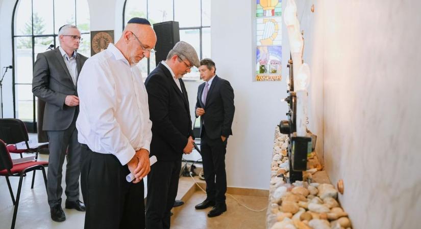 A holokauszt áldozataira emlékeznek Sopronban