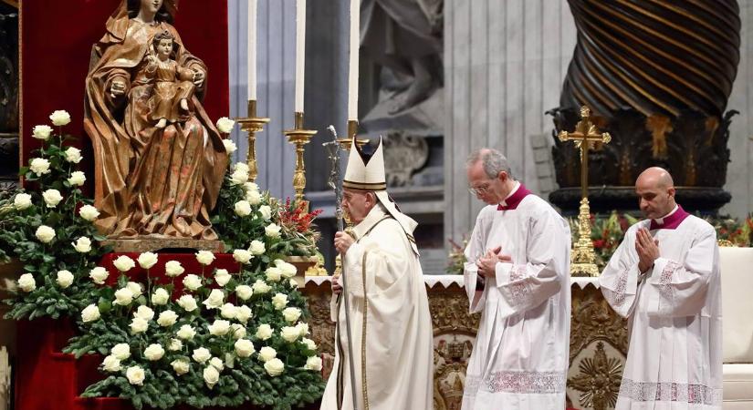 Pünkösdhétfőn ünnepeljük a Boldogságos Szűz Mária, az Egyház Anyja liturgikus emléknapját