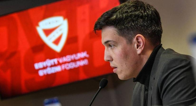 Diósgyőr: "Ne hagyjátok, hogy elvegyék!" - a kirúgott sportigazgató költői búcsúja