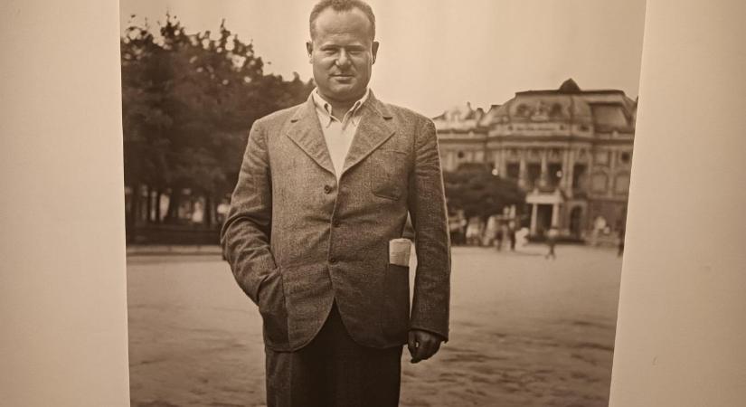 Kézjegyét épületek sora őrzi