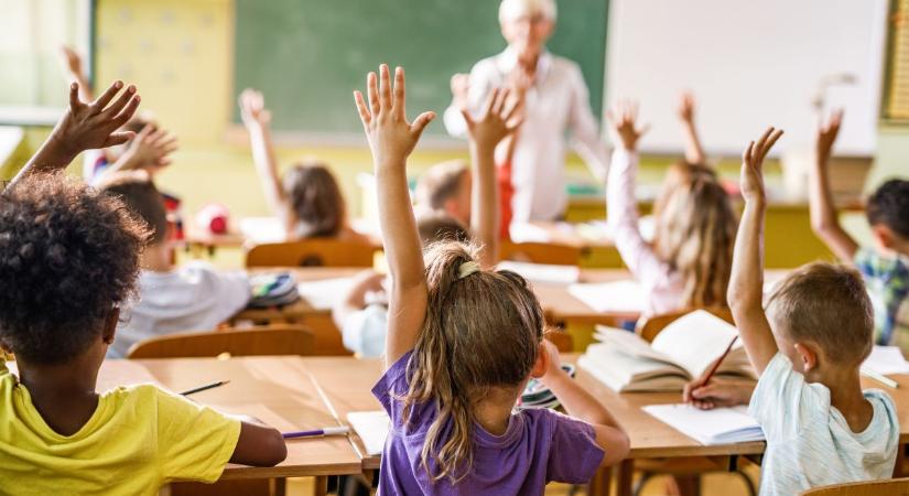 Itt vannak az új tanév fontos időpontjai: mikor lesznek a szünetek a 2025/26-os tanévben?