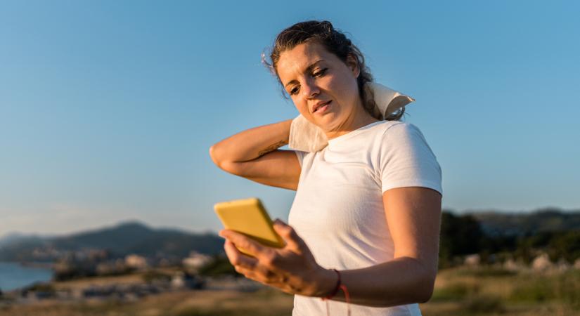 Egy apró változtatás sétálás közben, és kétszer annyi zsírt égetsz – próbáld ki az intervallum sétát!