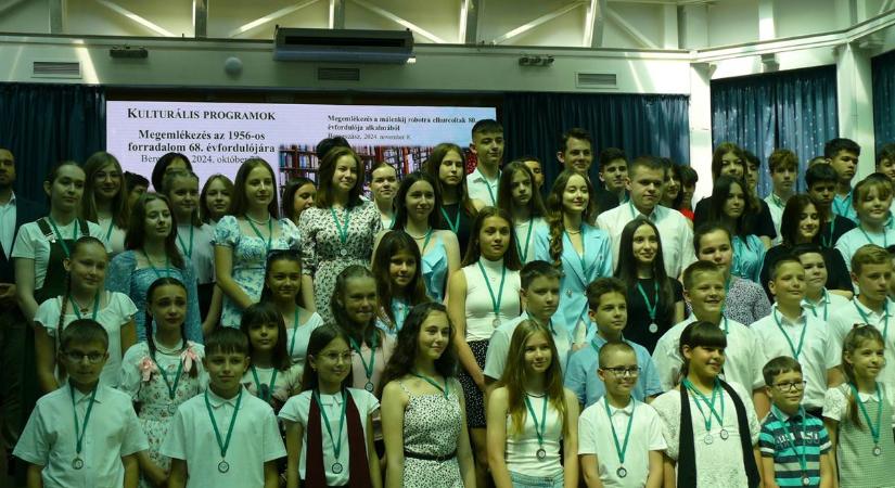 XIV. Kárpátaljai Tehetségnap Beregszászban - Van remény a magyar jövőre