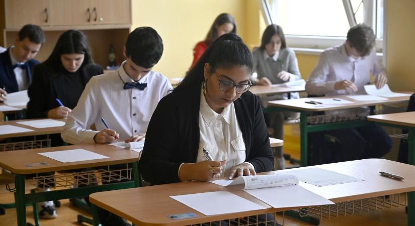 Várhatóan a 2030/31-es tanévtől lesz kötelező a matematika érettségi