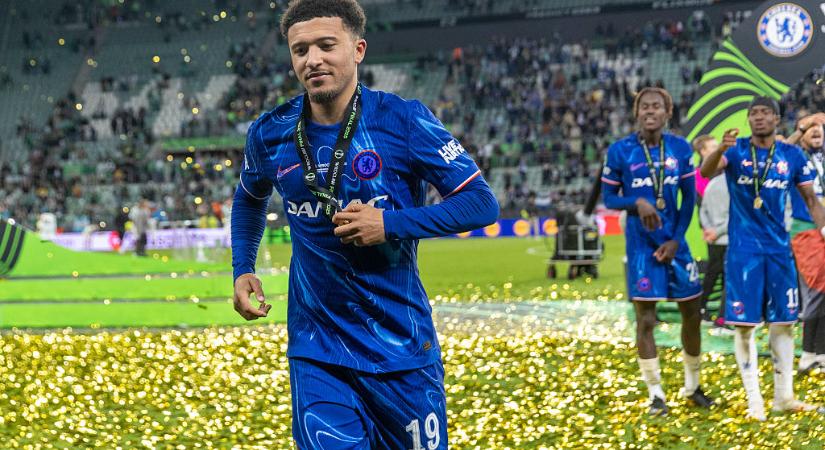 Manchester United: Jadon Sancho a szaúdi élvonalba igazolhat – sajtóhír