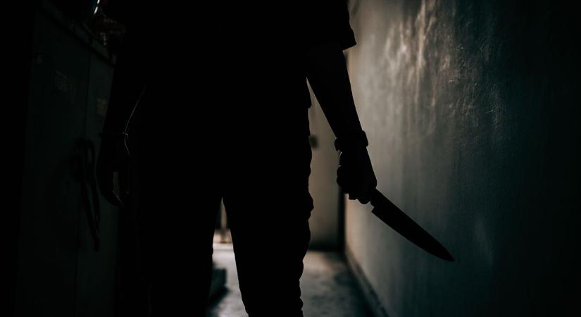 „Azt élvezi, ha félünk tőle” – szabadlábon a késes, aki a másszázsszalonra tört, rettegnek az újszegediek
