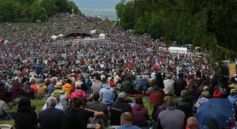 A leghíresebb csíksomlyói búcsús emlékeiről mesélt a győri kutató