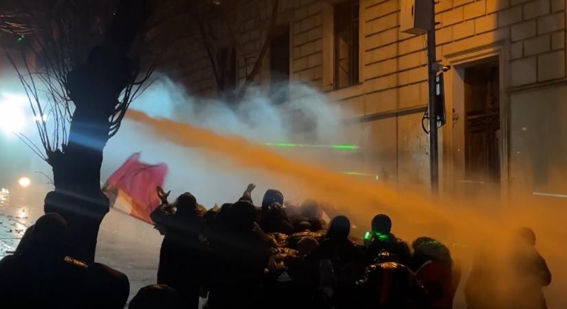 Egyre nő a félelem Georgiában a szomszédos Oroszországtól