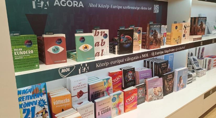 Közép-Európa karakteres íróira hívják fel a figyelmet a Libri győri boltjában