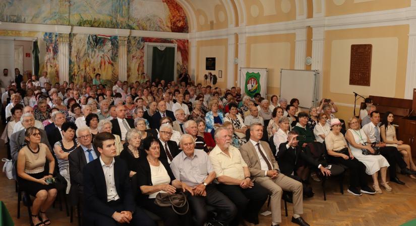 Öregdiák-nagytalálkozó a komáromi Selye János Gimnáziumban