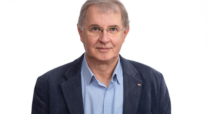 Könyvekről