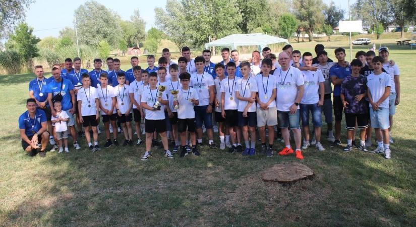 Kiosztották az érmeket Dusnokon