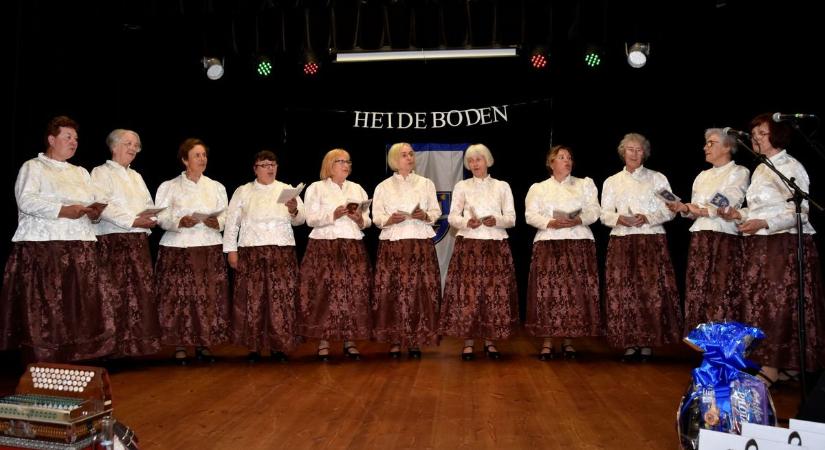 A német hagyományokat őrzi a 25 éves Heideboden Énekkar - fotók