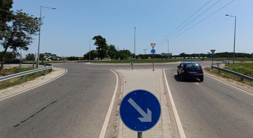Négy áldozat kellett hozzá, hogy megépüljön a körfogalom a halálkereszteződésben az M43-ason