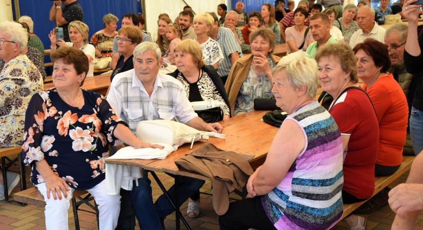 Ez a rendezvény megmozgatta a környéket, többen éjjel és nappal is helyt álltak (galéria)