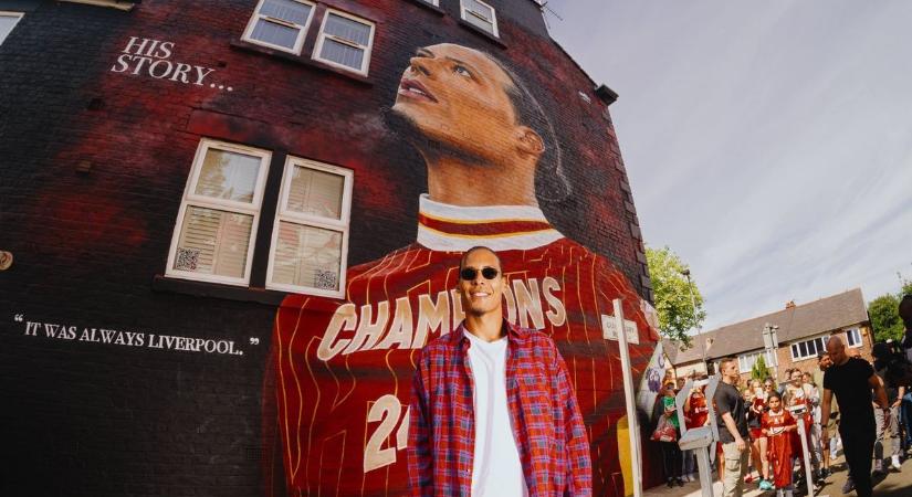 Nem ez az első portré amit a Liverpoolnak készítettek, de Virgil van Dijk többet is kapott a szegedi művésztől