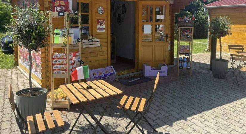 Olasz különlegességek boltja nyílt Győrszentivánon