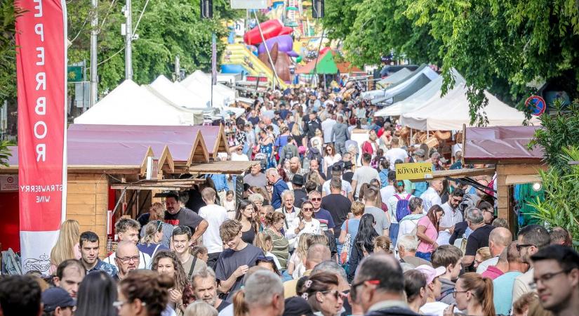 A fesztiváli forgatag mellett az elcsendesedésnek is megvolt a helye (képgalériával)