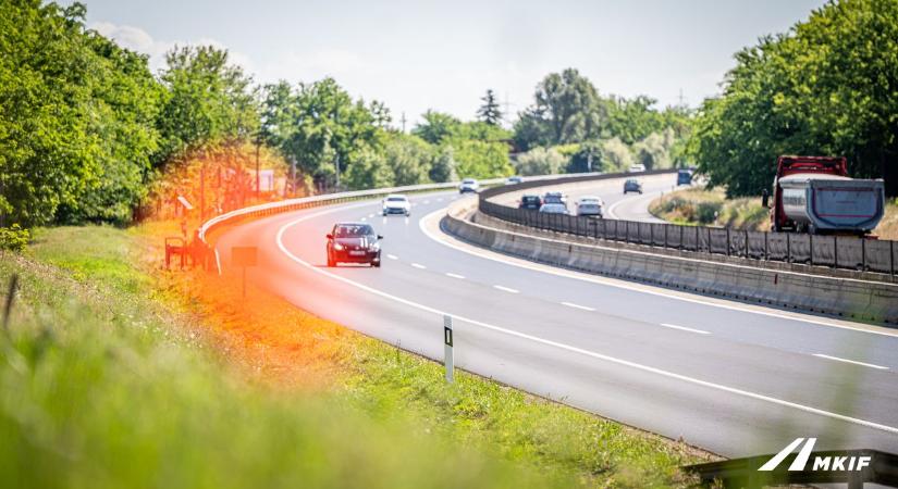 Folytatódik a káosz az M3-ason, újabb helyen kezdenek felújításba
