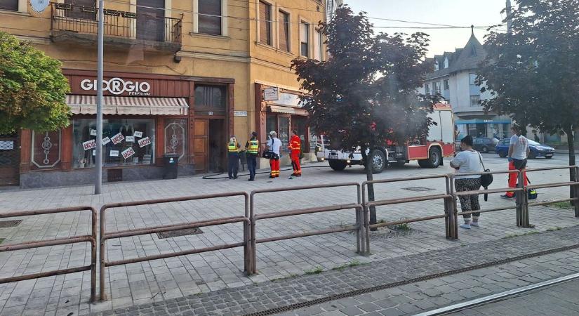 Félelmetes füstfelhő gomolygott a miskolci belváros felett - kép, videó