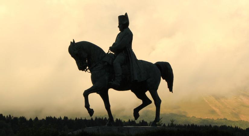 Égi jövevény okozta Napóleon bukását, elhallgatták a törikönyvekből a waterloo-i csata titkos történetét