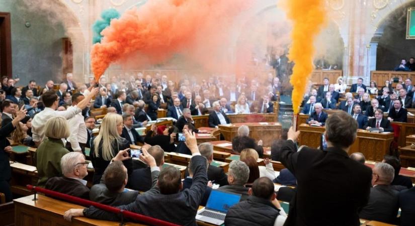 Volt jobbikos ül be a Parlamentbe a Momentum színeiben