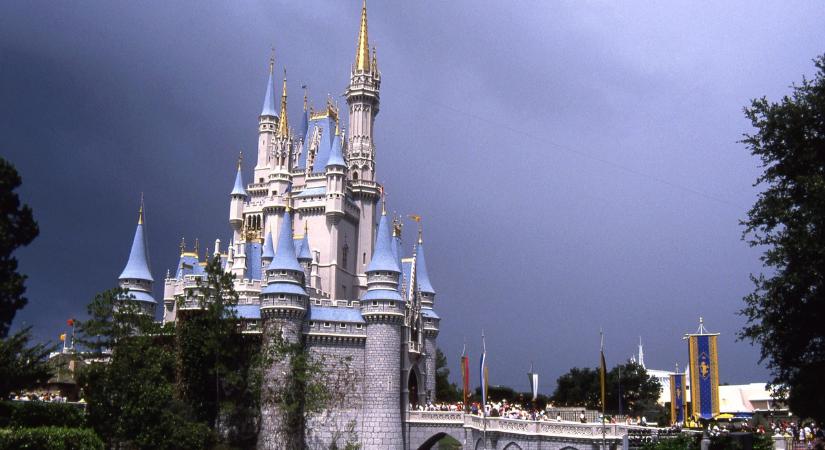 Ez nem a Disney World, ez Magyarország – Ezektől a mesébe illő, hazai kastélyoktól eláll a lélegzeted