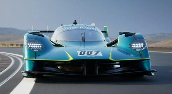 Csak 10 szerencsés milliárdos csaphat le az Aston Martin őrült hiperautójára