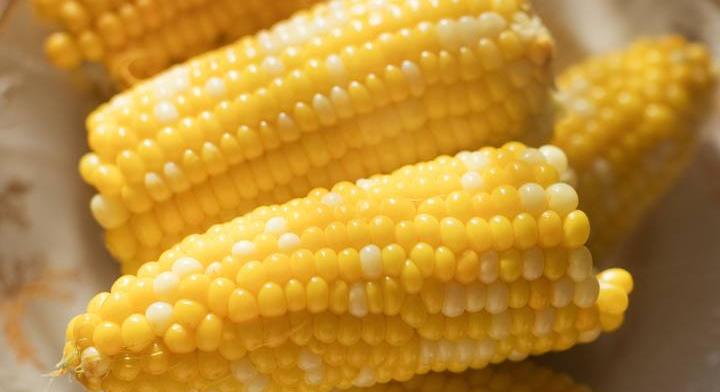 Főtt kukorica air fryerben: 15 perces recept