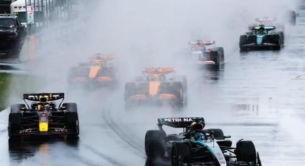 Miért fog ütközni egy F1-es futam az Indy 500-zal?