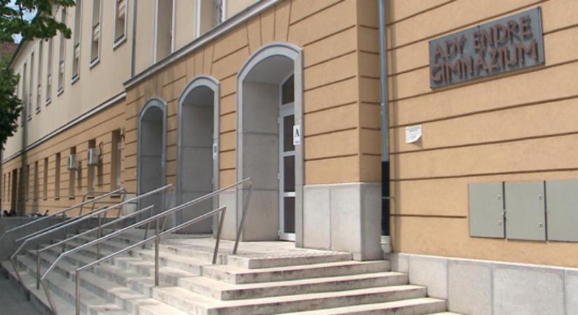 Közeleg a középiskolai beiratkozás egyik fontos dátuma