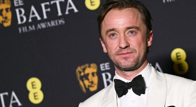 Tom Felton továbbra is támogatja ki J. K. Rowlingot