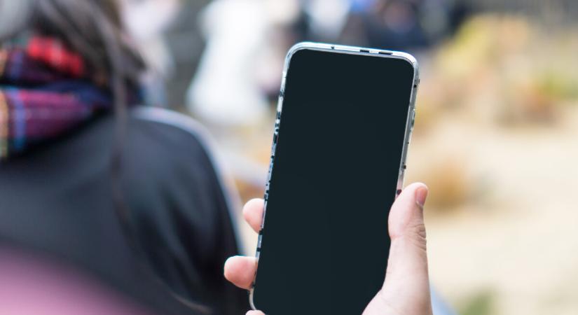 NMHH: már nem tabu az adatroaming - egyre több magyar használja a mobilnetet külföldön